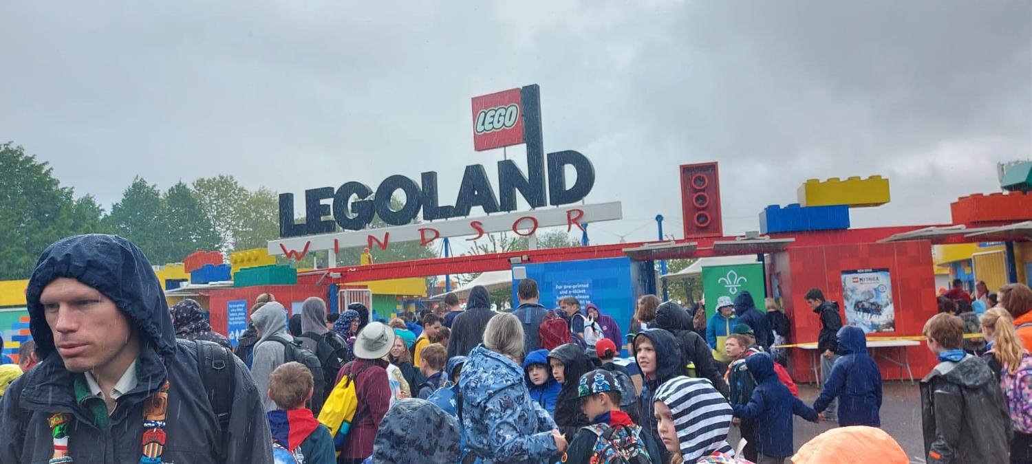Cubs go to Legoland