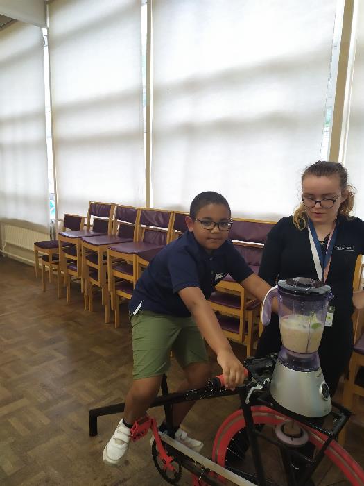 Making a smoothie by pedal power